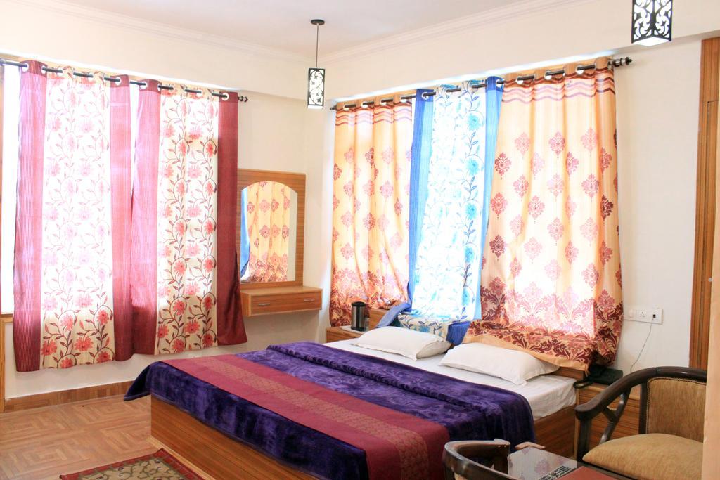 Utopia Resorts & Spa Manāli Exteriér fotografie